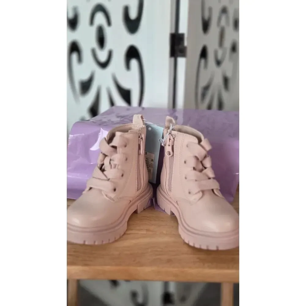 Cat & Jack Amaya Toddler Girls Blush Combat Boots Pearl Stud Zip NWT Size 5